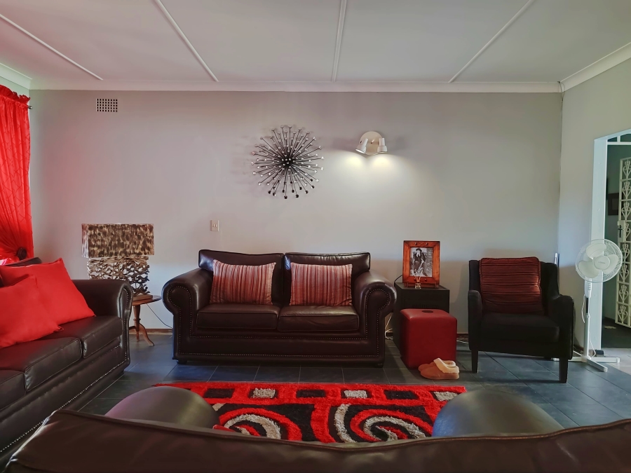 3 Bedroom Property for Sale in Meiringspark North West